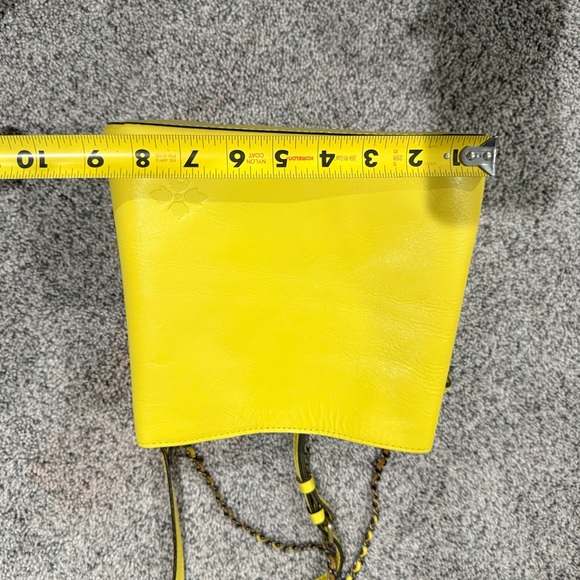 Patricia Nash Ledra Yellow Tooled Leather Bucket Bag  Chain Strap Crossbody - Picture 10 of 12